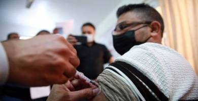 الناصرية: مركز الشموح الصحي يستثني نفسه من تعطيل الدوام لتطعيم المواطنين ضد كورونا