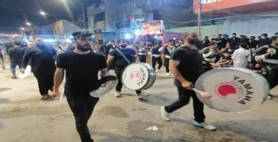 بالصور: المواكب الحسينية في الناصرية تحيي ذكرى ليلة عاشوراء