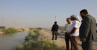 محافظ ذي قار في مشروع الماء