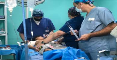 وصول وفد طبي إيطالي الى الناصرية لاجراء عمليات الحروق و الشفة الارنبية