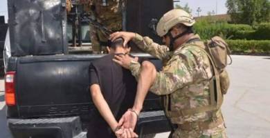 القبض على ثلاثة متهمين بمشاجرة مسلحة اسفرت عن اصابة عجلة ضابط عسكري 