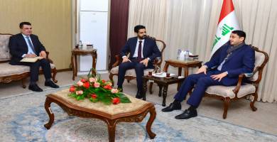 أمين عام مجلس الوزراء يشدِّد على الإلتزام بتوقيتات انجاز مشاريع صندوق إعمار ذي قار