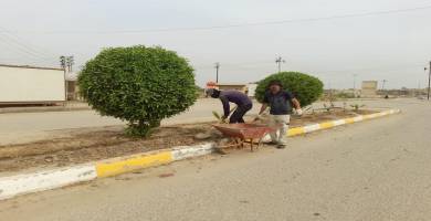 بالصور: تهيئة حدائق ومتنزهات الشطرة استعداداً لايام العيد