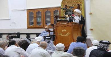 بالصور: اقامة صلاة الجمعة في مدينة الناصرية