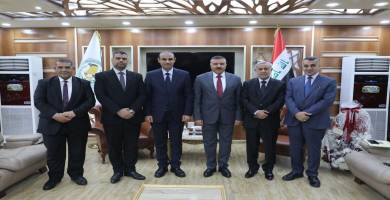 نواب من ذي قار  يبحثون مع وزير الداخلية ملفات امنية ودعم القيادات في المحافظة