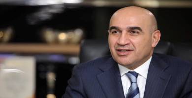 وزير الاسكان والاعمار البلديات يصل الناصرية