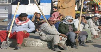 في يوم العمال ذي قار تسجِّل ربع مليون عامل معظمهم بلا حقوق
