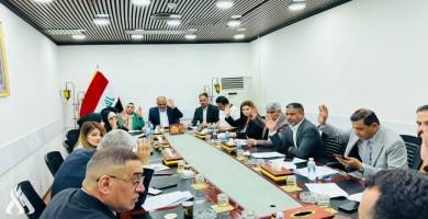 الخدمات والاعمار النيابية تبحث استضافة المحافظين الاحد المقبل وتصوت على مواد نظامها الداخلي