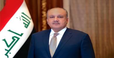 وزير الدفاع يوجه بمنح إجازة للجنود ممن يؤدون الامتحانات