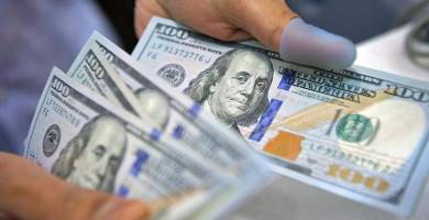 تراجع سعر صرف الدولار في سوق الناصرية المحلي
