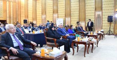 وزيرة الاتصالاات