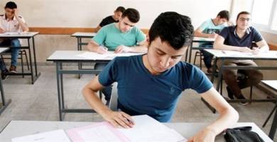 امتحانات طلبة المدارس 