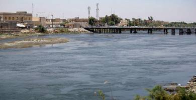 النهر