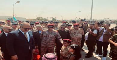 وزير الدفاع ورئيس اركان الجيش يصلان الناصرية