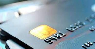 الداخلية تعلن تحييد عمليات تهريب العملة عبر البطاقات الإئتمانية