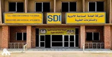 الناصرية: شباب متطوعون ينفذون حملة لتأهيل 4 محطات انتظار الركاب