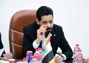 محافظ ذي قار يوجِّه بشمول متعاقدي تربية ذي قار بقطع الأراضي